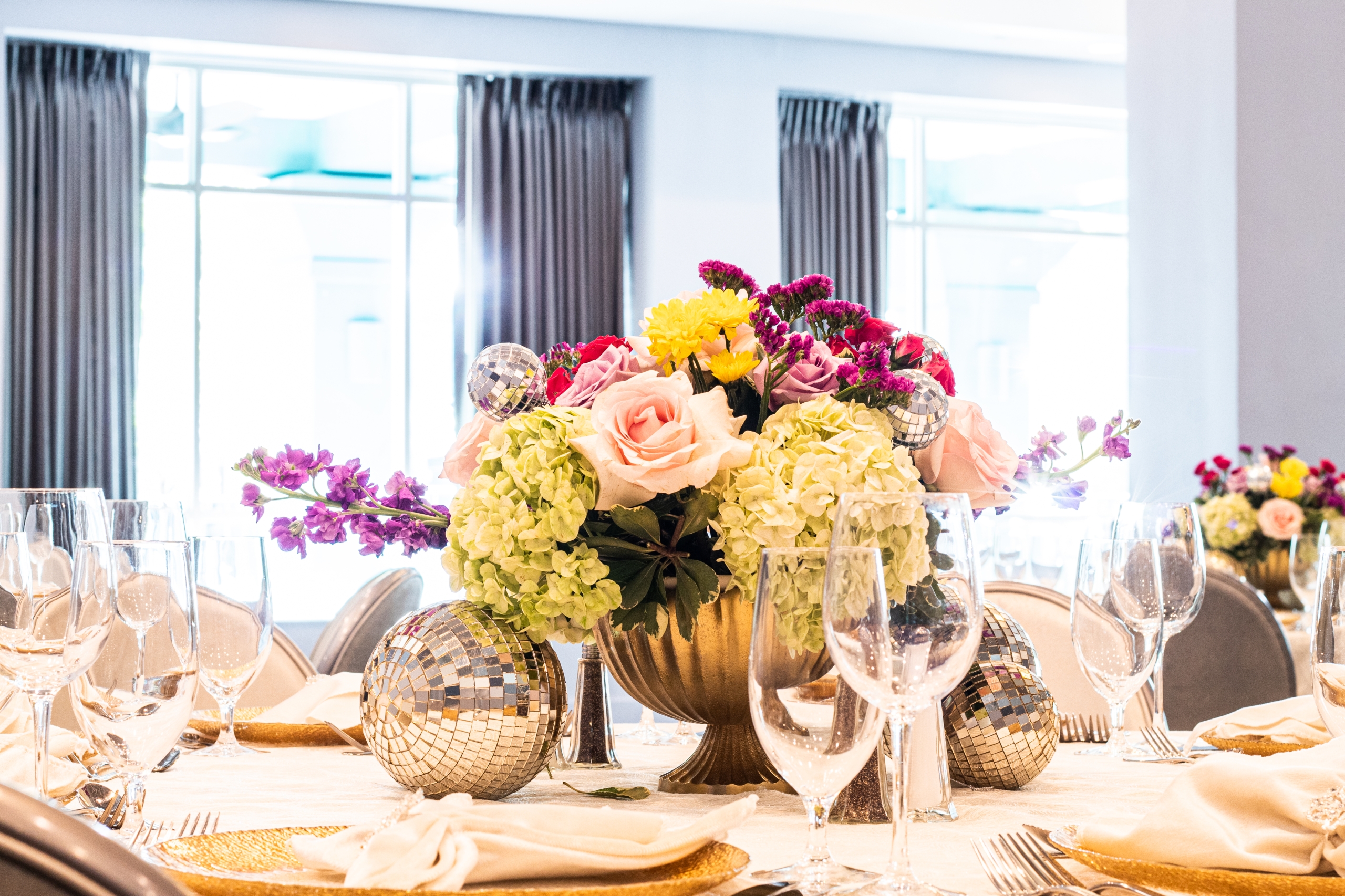 Hotel Landy Restaurant Table